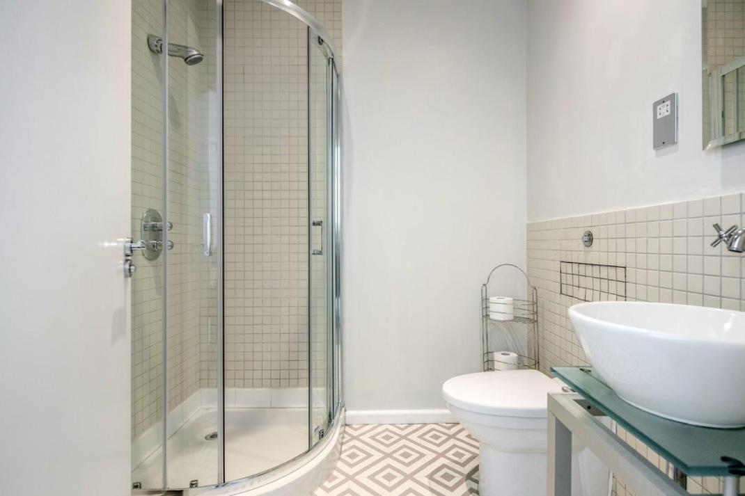 Roomspace Serviced Apartments - Princes House Hove Extérieur photo